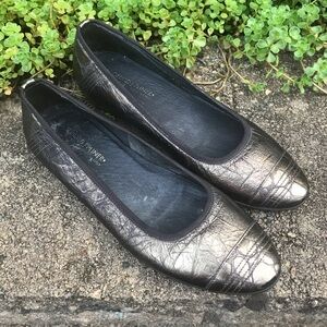 Donald J. Pliner Hideyo Metallic Ballet Flats  7.5